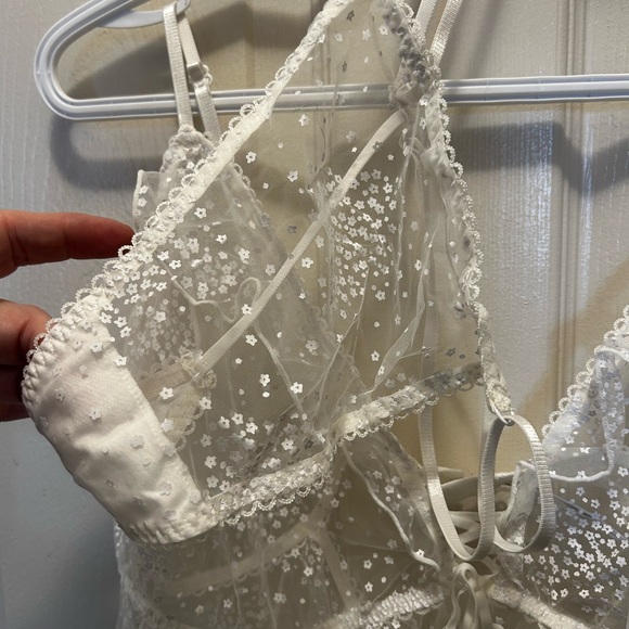 Bridal teddy with thong BNWT - Picture 4 of 10